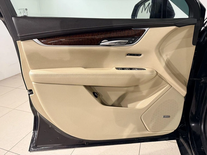 XT5 Luxury 3.6 AT 4WD (314 л.с.) фото 19