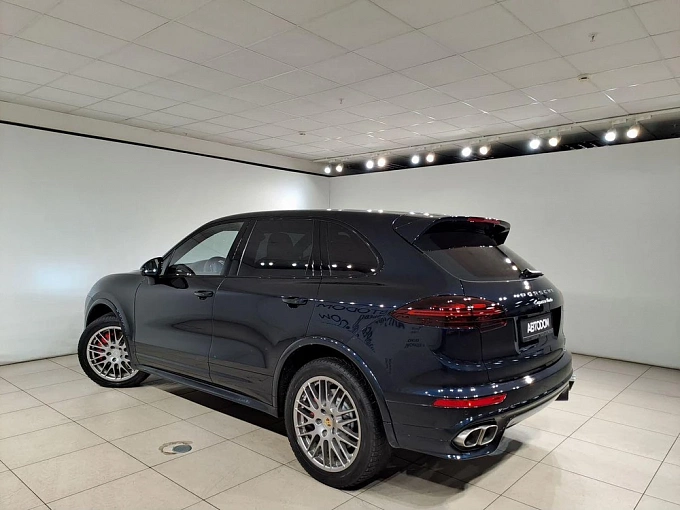 Cayenne Turbo Turbo 4.8 AT 4WD (520 л.с.) фото 4
