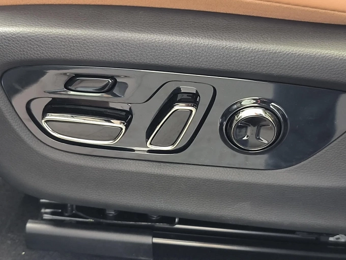 GS8 GX Premium 2.0 AT 4WD (231 л.с.) фото 18