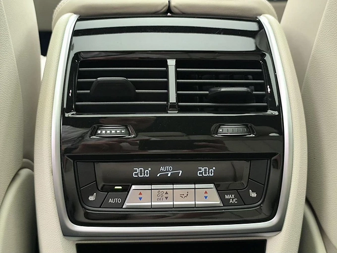 X7 M Sport Pro 3.0d AT 4WD (340 л.с.) фото 33