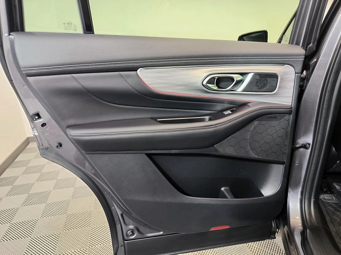 GS8 GX Premium 2.0 AT 4WD (231 л.с.) фото 24