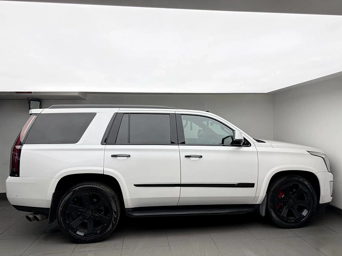 Escalade Premium ESV 6.2 AT 4WD (426 л.с.) фото 5