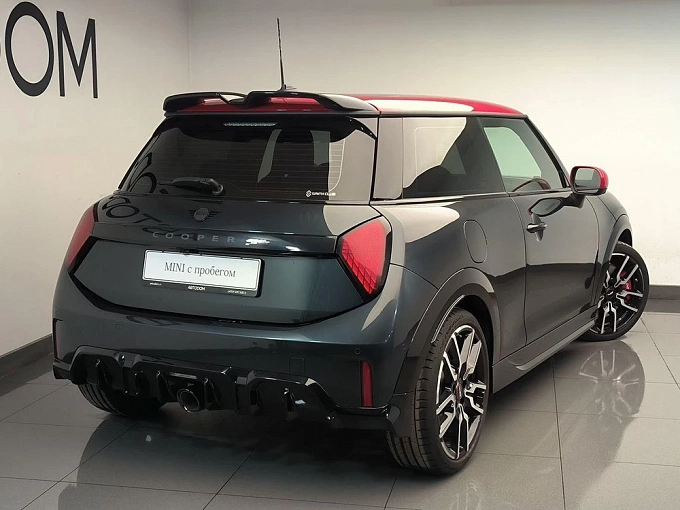 Hatch JCW 2.0 AMT (231 л.с.) фото 4
