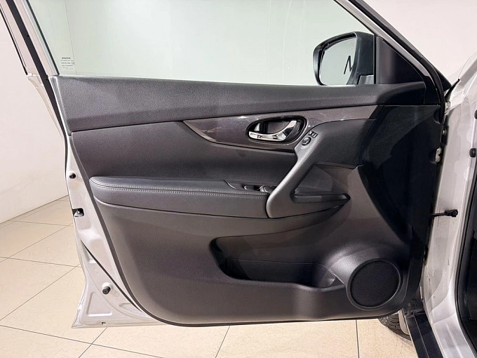 X-Trail SE Top (2018-2020) 2.0 CVT 4WD (144 л.с.) фото 18