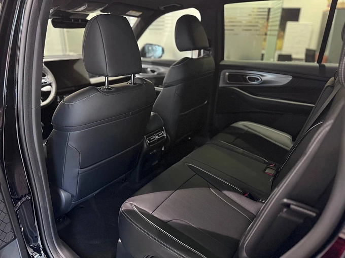 GS8 GX Premium 2.0 AT 4WD (231 л.с.) фото 10