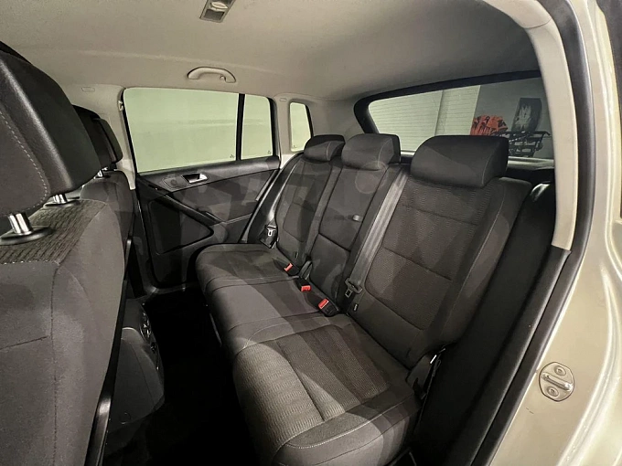 Tiguan Track & Field 2.0 AT 4WD (180 л.с.) фото 10