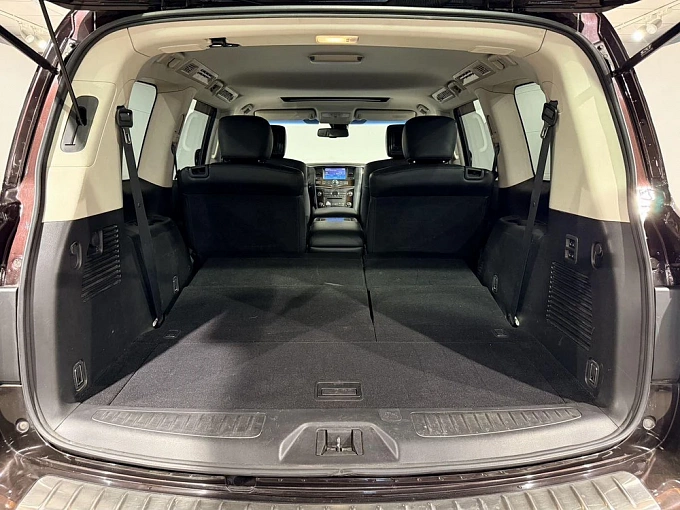 QX56 Hi-Tech 5.6 AT 4WD (405 л.с.) фото 14
