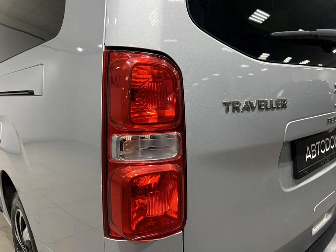 Traveller Business VIP 2.0d AT LWB (7 мест) (150 л.с.) фото 19