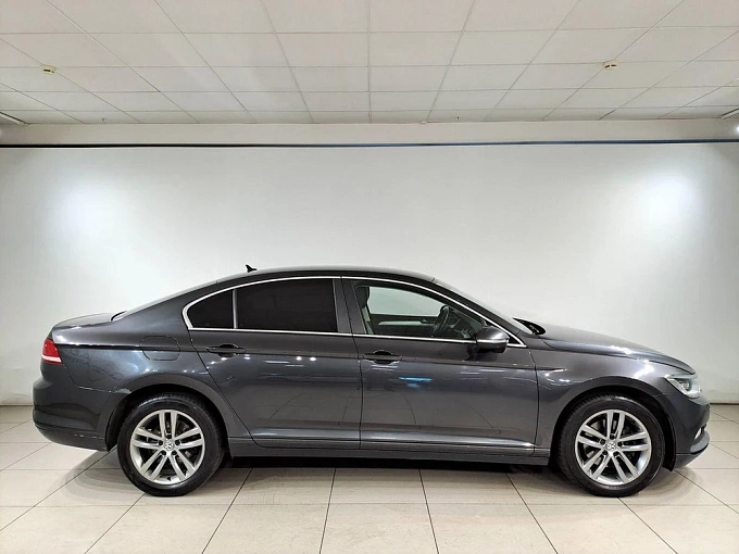 Passat Highline 1.8 AMT (180 л.с.) фото 7