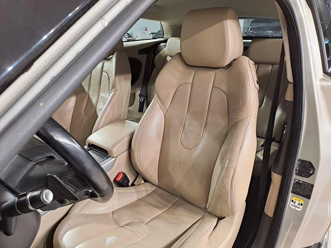Range Rover Evoque Base 2.2d 9AT 4WD (190 л.с.) фото 11