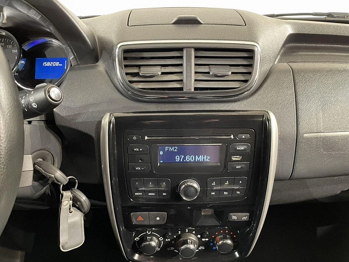 Terrano Elegance 2.0 AT 4WD (143 л.с.) фото 16