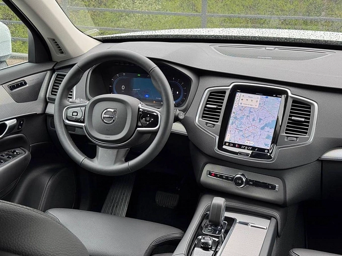XC90 Momentum 2.0 AT 4WD (7 мест) (249 л.с.) фото 20