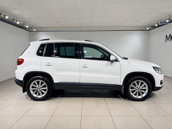 Tiguan Avenue 2.0 AT 4WD (170 л.с.) фото 7