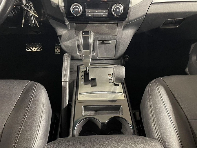 Pajero GLS 3.0 AT 4WD (178 л.с.) фото 17