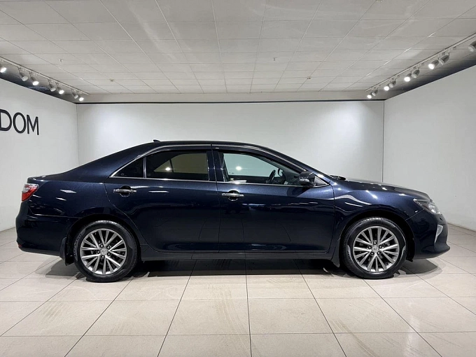 Camry Exclusive 2.5 AT (181 л.с.) фото 7