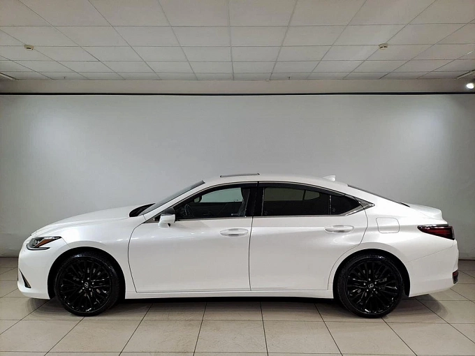 ES F Sport 2.5 AT (200 л.с.) фото 3