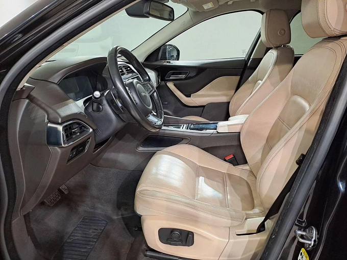 F-Pace Prestige 2.0d AT 4WD (240 л.с.) фото 9