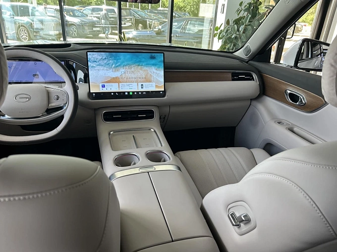 S9 SX Premium 1.5hyb AT 4WD (340 л.с.) фото 11
