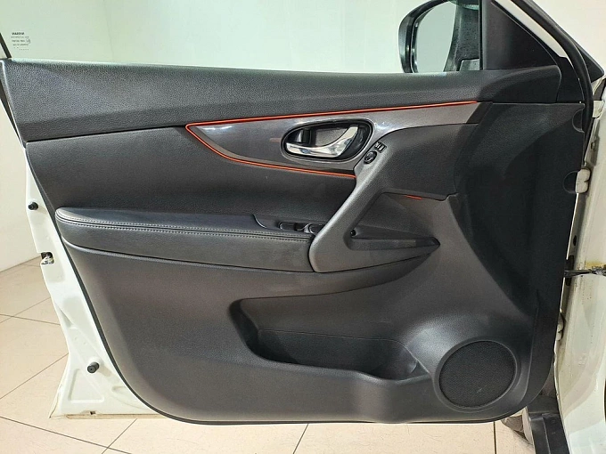 X-Trail SE+ (2018-2020) 2.5 CVT 4WD (171 л.с.) фото 20