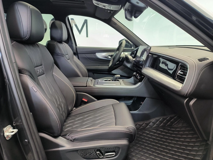 GS8 GX Premium 2.0 AT 4WD (231 л.с.) фото 10
