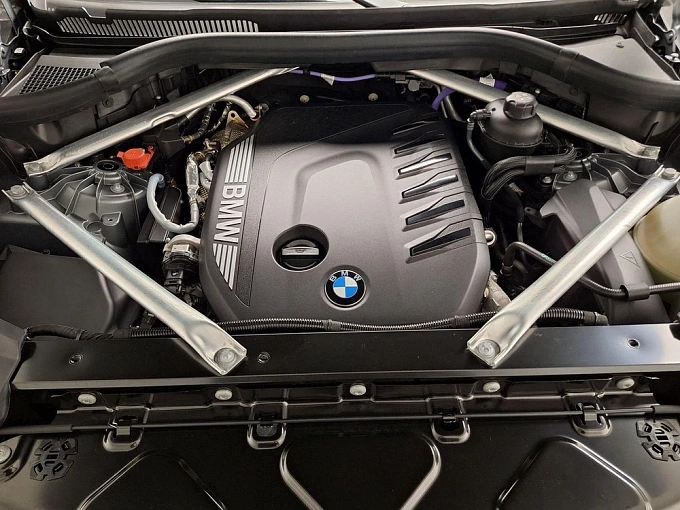 X5 M Sport Pro 3.0d AT 4WD (340 л.с.) фото 20