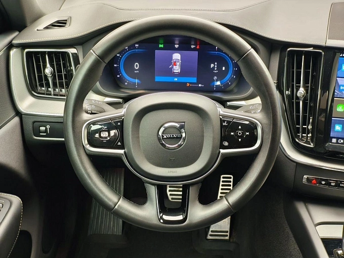 XC60 R-Design 2.0 AT 4WD (249 л.с.) фото 13