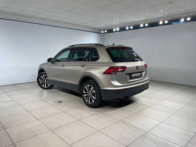 Tiguan Connect 1.4 AMT 4WD (150 л.с.) фото 4