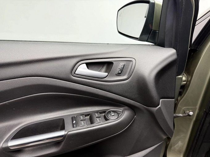 Kuga Titanium Plus 1.6 AT 4WD (182 л.с.) фото 9