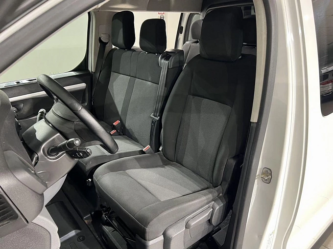 Vivaro Base 2.0d MT (150 л.с.) фото 11