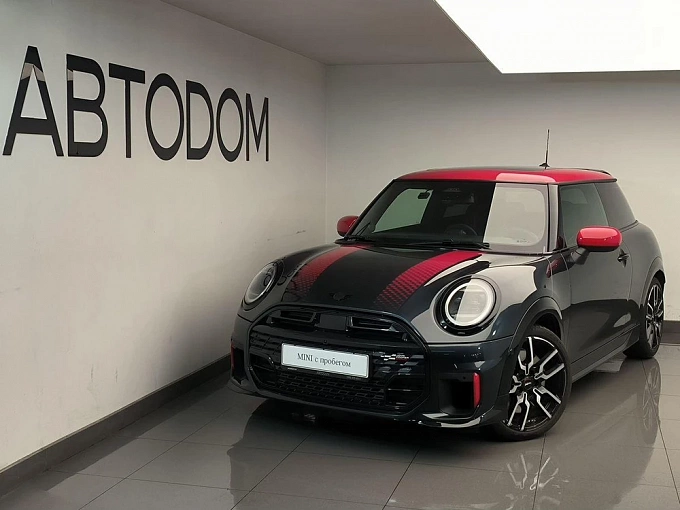 Hatch JCW 2.0 AMT (231 л.с.) фото 1