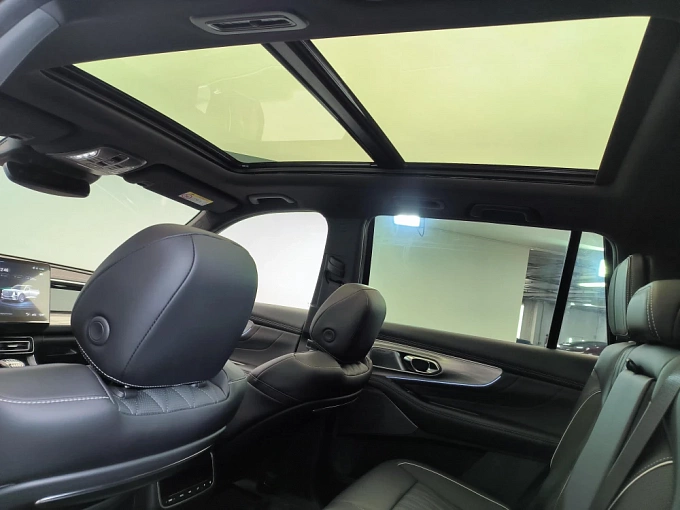 GS8 GX Premium 2.0 AT 4WD (231 л.с.) фото 12