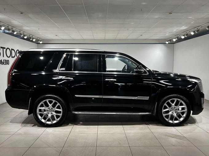 Escalade Luxury 6.2 AT 4WD (426 л.с.) фото 7
