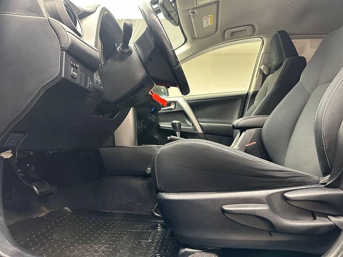 RAV4 Комфорт 2.0 CVT 4WD (146 л.с.) фото 15