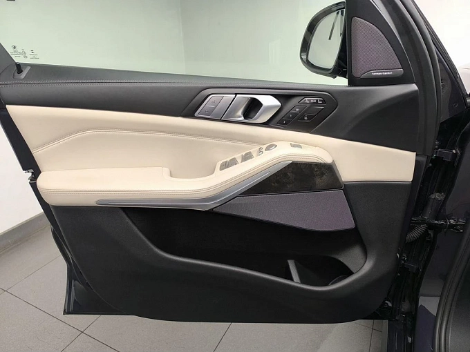 X7 M Sport Pro 3.0d AT 4WD (340 л.с.) фото 25
