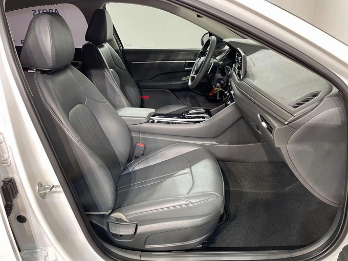 Sonata Elegance 2.5 AT (180 л.с.) фото 10
