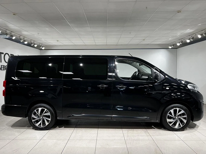 Traveller Business VIP 2.0d AT LWB (7 мест) (150 л.с.) фото 7