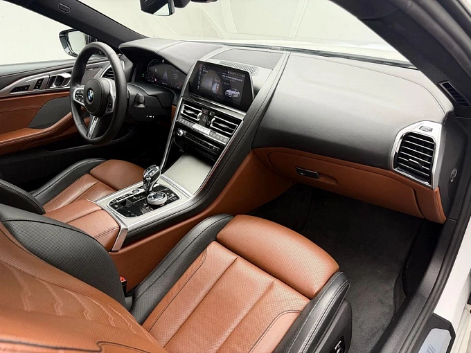 8 серии M Sport Pro 840 3.0 AT 4WD (340 л.с.) фото 9