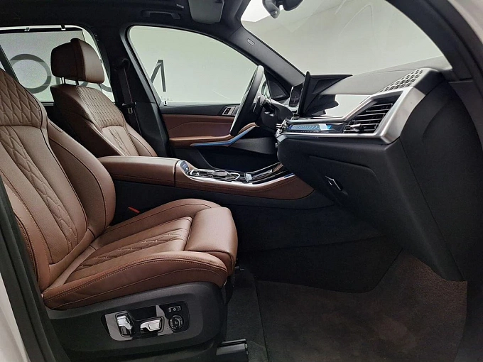 X5 M Sport Pro 3.0d AT 4WD (340 л.с.) фото 6