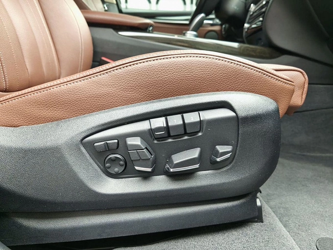 X5 Luxury 3.0 AT 4WD (306 л.с.) фото 20
