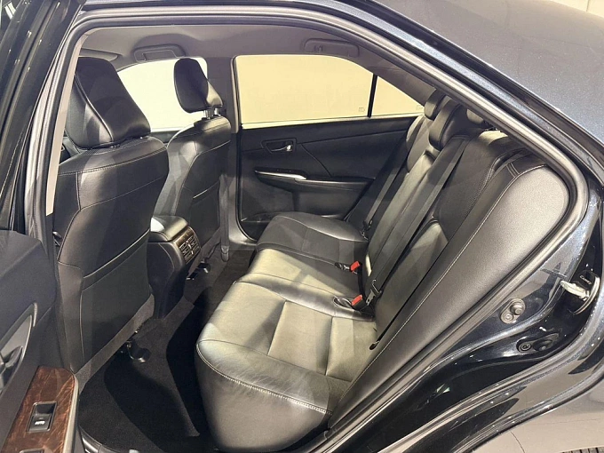 Camry Exclusive 2.5 AT (181 л.с.) фото 12