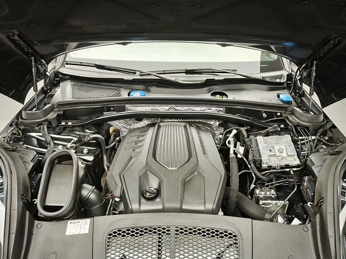 Macan Base 2.0 AMT 4WD (265 л.с.) фото 26