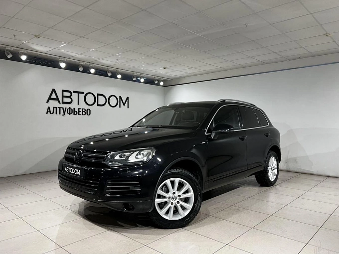 Touareg Base 3.0d AT 4WD (245 л.с.) фото 1