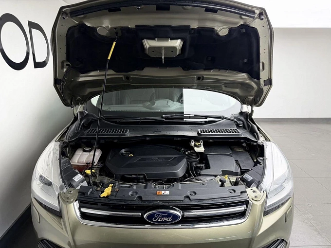 Kuga Titanium Plus 1.6 AT 4WD (182 л.с.) фото 22