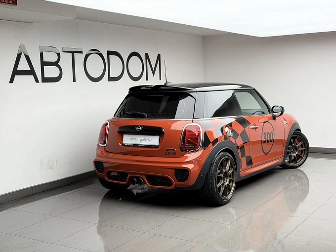 Hatch John Cooper Works JCW 2.0 AT (231 л.с.) фото 4