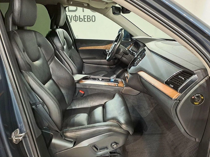 XC90 Base 2.0hyb AT 4WD (310 л.с.) фото 10