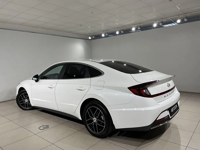 Sonata Elegance 2.5 AT (180 л.с.) фото 4