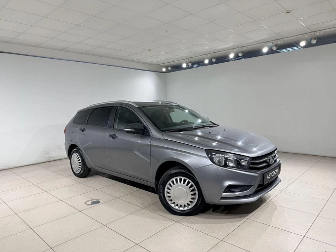 Vesta Comfort 1.6 MT (106 л.с.) фото 2