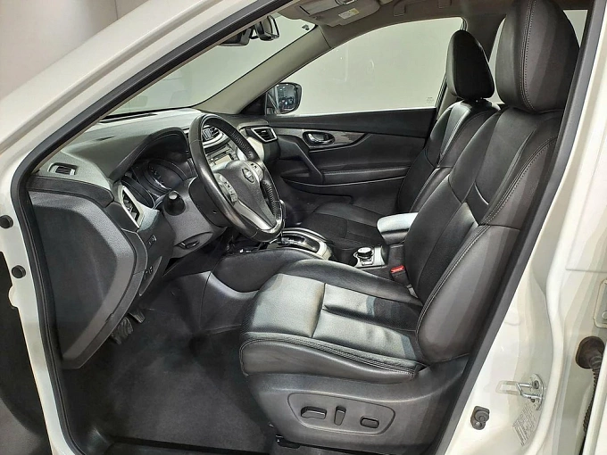 X-Trail LE+ 2.0 CVT 4WD (144 л.с.) фото 13