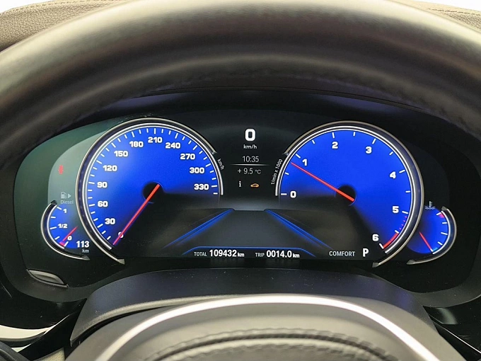 5 серии M Sport 520 2.0d AT 4WD (190 л.с.) фото 32