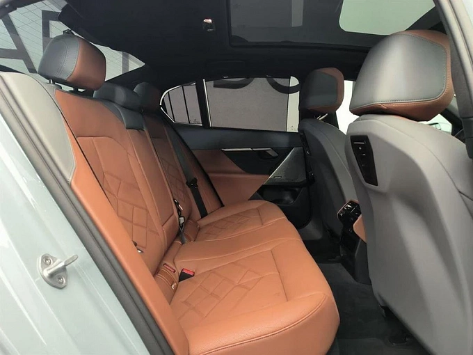 5 серии M Sport 2.0 AT 4WD (258 л.с.) фото 12